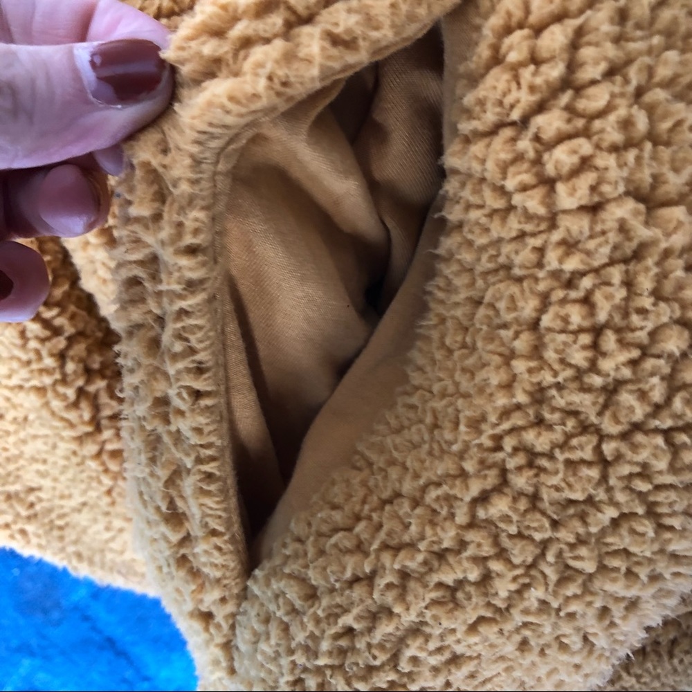 Fila Cozy Sherpa Half-Zip Sweatshirt - Picture 9 of 10